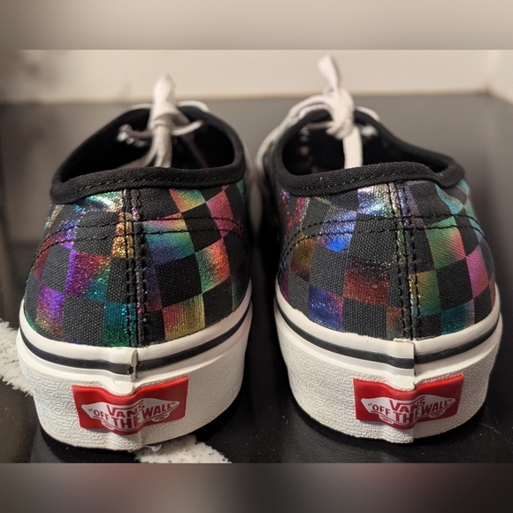 Vans Unisex Iridescent Metallic Checkerboard Skate Shoes M 7 W 8.5 MSRP $69.99 - Picture 7 of 10